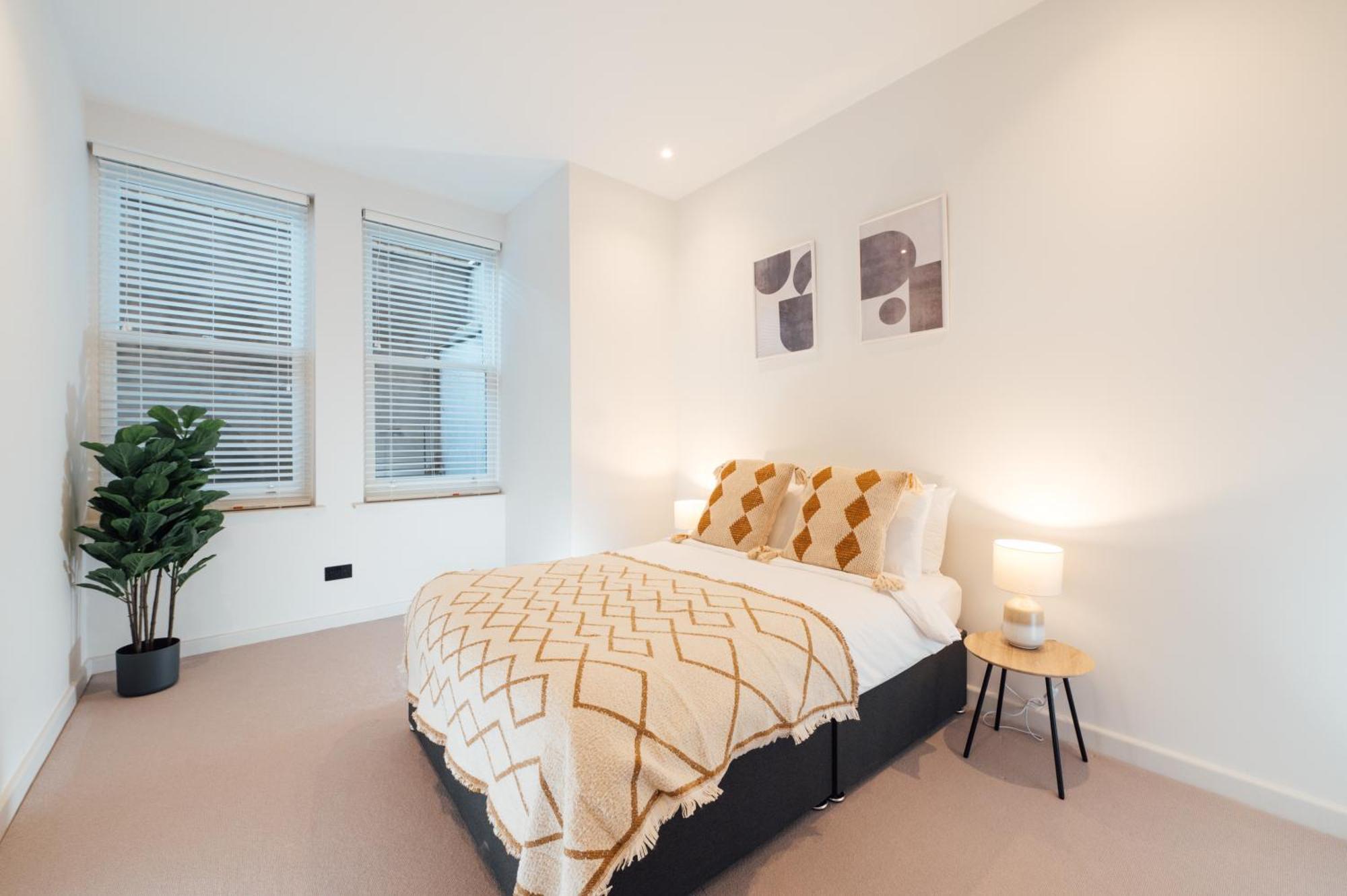 Luxurious & Modern London Apartment In Honor Oak Экстерьер фото